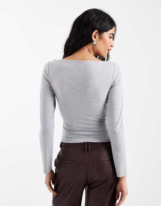Top gris claro jaspeado con cuello barco y costura delantera en el centro de ASOS DESIGN, 4 de 4