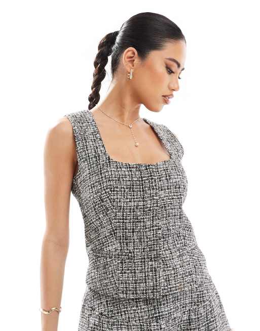 Top gris con escote cuadrado de bouclé de Kaiia (parte de un conjunto)