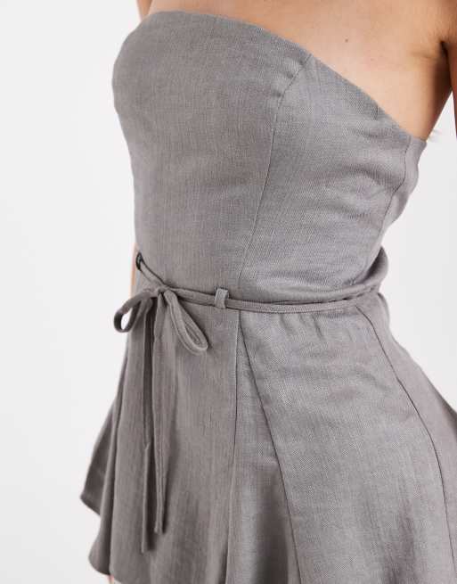 Top gris con escote palabra de honor y lazada delantera Lucy de Laagam, 3 de 4