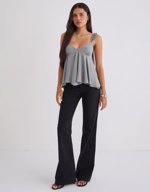 Top gris con vuelo Sable de Motel, 2 de 4