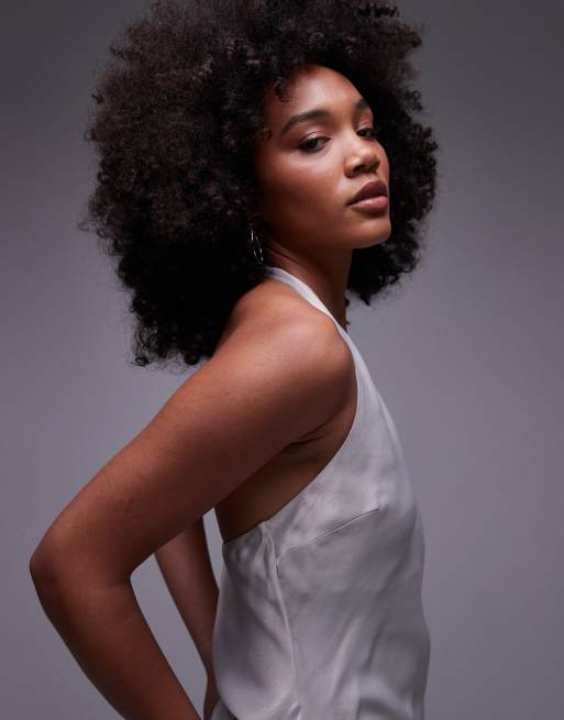 Top gris de tirantes con cuello halter ancho de satén de ASOS DESIGN, 4 de 4