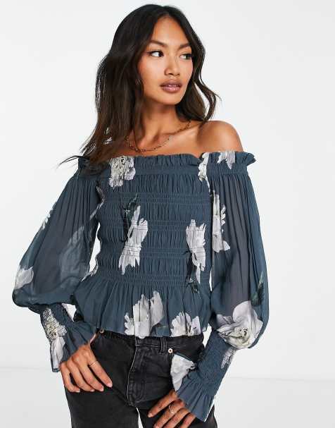 Top gris humo con escote Bardot y estampado floral Lara Cordelia de AllSaints - view 1
