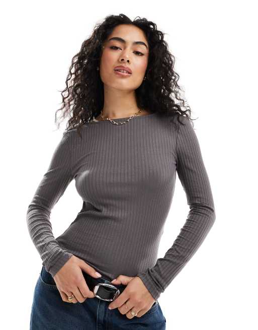 Top gris oscuro de manga larga con espalda escotada de canalé de JDY