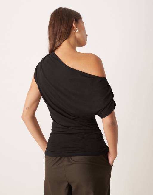 Top marrón asimétrico de corte holgado alargado con detalle fruncido de ASOS DESIGN, 3 de 4