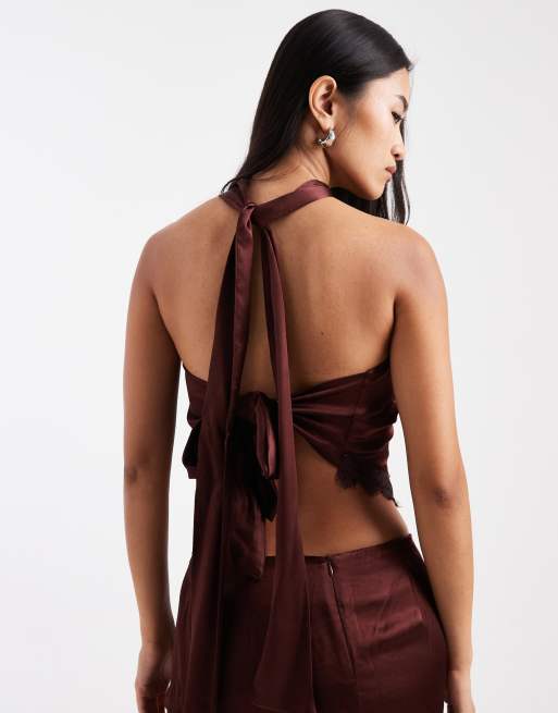 Top marrón chocolate con bajo asimétrico y lazada al cuello de Miss Selfridge (parte de un conjunto), 2 de 4