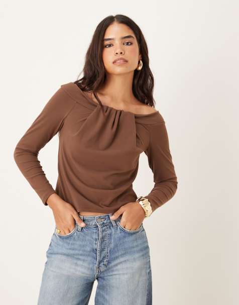 Top marrón chocolate de manga larga con cuello ancho de punto acanalado fino con acabado cepillado de ASOS DESIGN - view 1