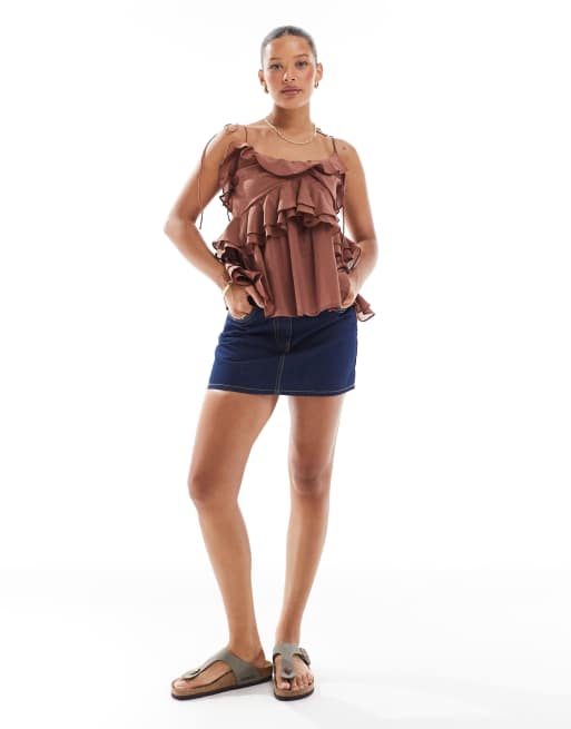 Top marrón con volantes y tirantes anudados de ASOS DESIGN, 2 de 4