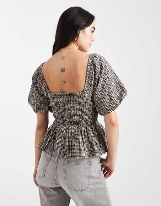 Top negro a cuadros fruncido de estilo mesonera de New Look, 4 de 4