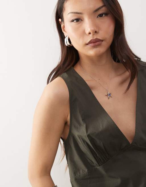 Top negro apagado con cuello de pico de Weekday, 4 de 4