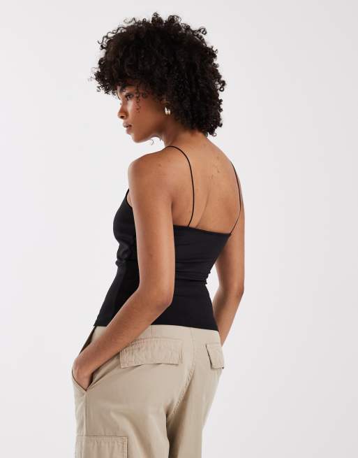 Top negro ceñido de tirantes finos de Vero Moda, 4 de 4