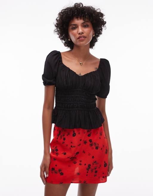 Top negro con cintura marcada de tejido texturizado de Topshop