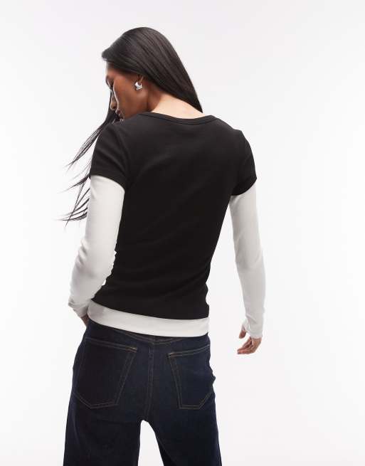 Top negro con diseño efecto dos capas y cuello de pico subido de ASOS DESIGN, 2 de 4