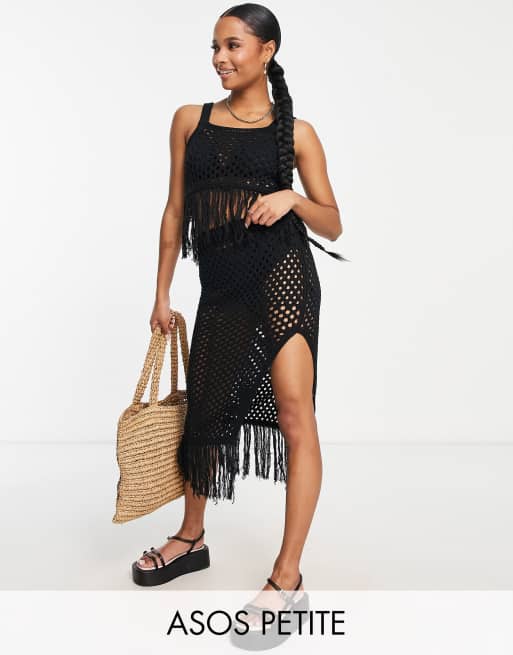 Top negro con flecos en el bajo de croché de ASOS DESIGN Petite (parte de un conjunto)