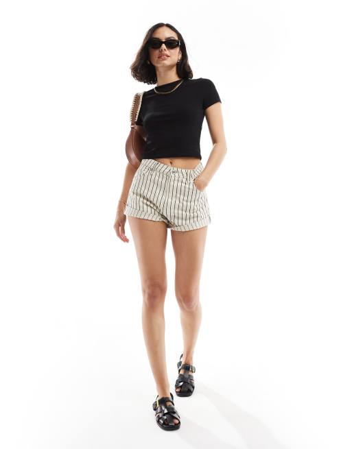 Top negro de manga corta con espalda al aire con detalle de lazada de ASOS DESIGN, 3 de 4