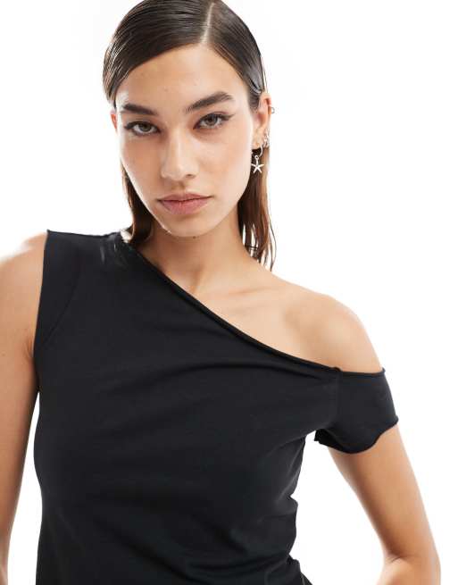Top negro de manga corta con hombro descubierto de COLLUSION ASOS