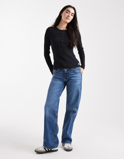 Top negro de manga larga con cuello panadero de tejido gofrado de Levi's, 3 de 4