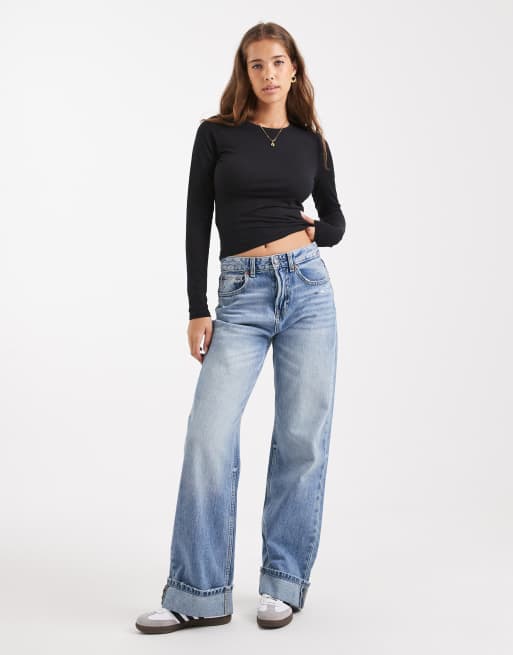 Top negro de manga larga con cuello redondo de Hollister, 2 de 4