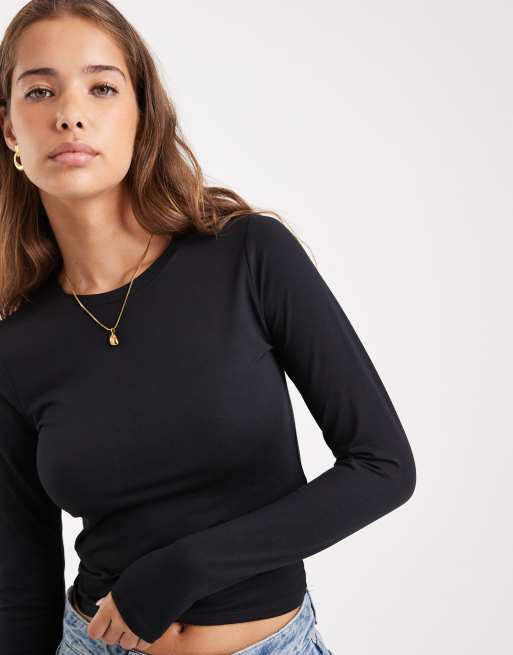 Top negro de manga larga con cuello redondo de Hollister, 3 de 4