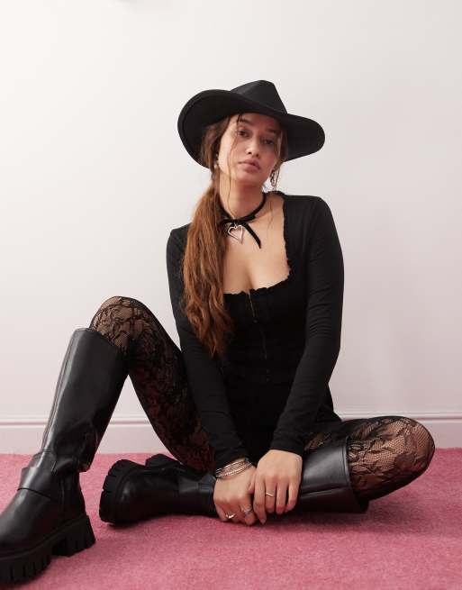 Top negro de manga larga con detalle tipo corsé de Miss Selfridge, 3 de 4