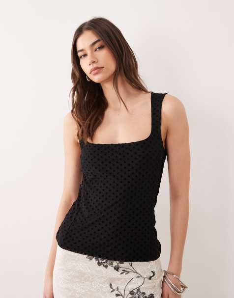 Top negro de tirantes con escote cuadrado y patrón flocado de tejido suave de ASOS DESIGN - view 1