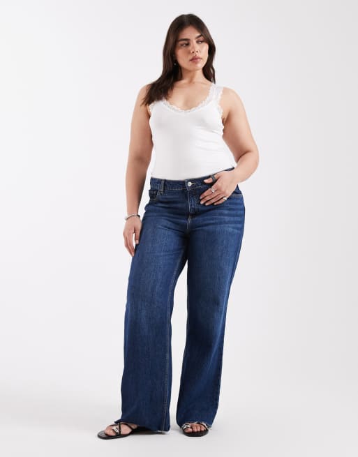 Top negro de tirantes de punto con ribete de encaje de Vero Moda Curve, 2 de 4