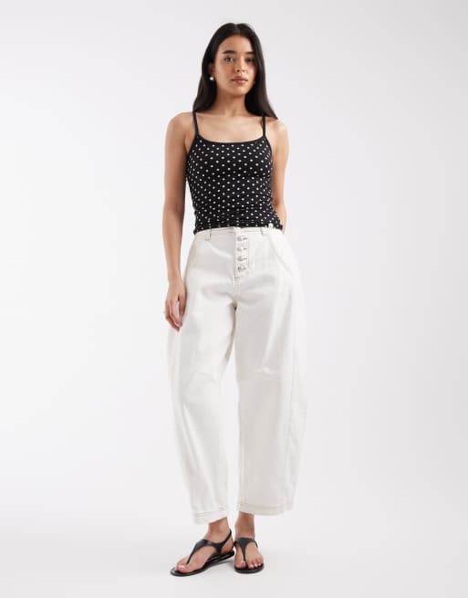 Top negro de tirantes reversible con estampado de lunares de Hollister, 2 de 4