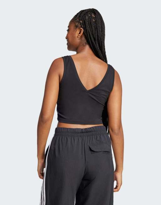 Top negro y blanco básico de tirantes con logo pequeño de algodón Lifestyle Essentials de adidas Performance, 2 de 4