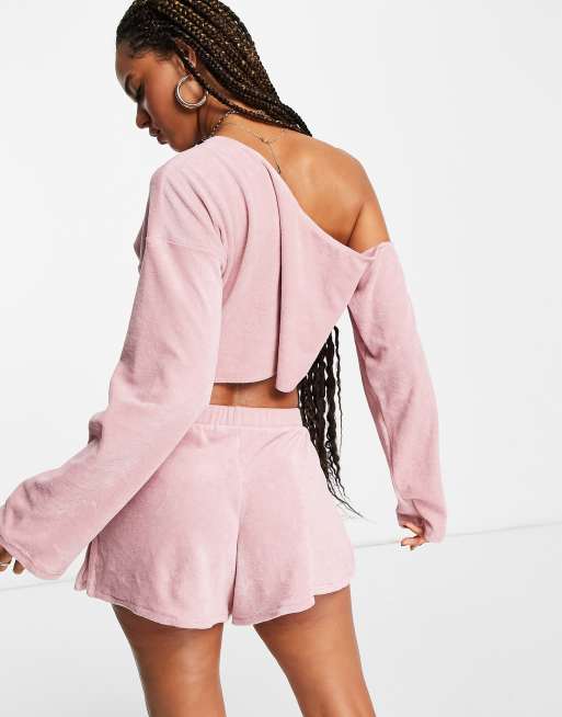 Top playero corto rosa con escote Bardot de tejido de rizo de ASOS DESIGN (parte de un conjunto), 2 de 4