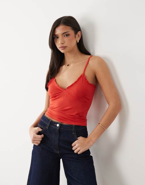 Top rojo ceñido de tirantes con detalle de volante de ASOS DESIGN - view 1