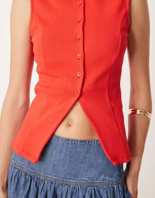 Top rojo de corte alargado con cintura ceñida y botones delanteros de ASOS DESIGN, 3 de 4