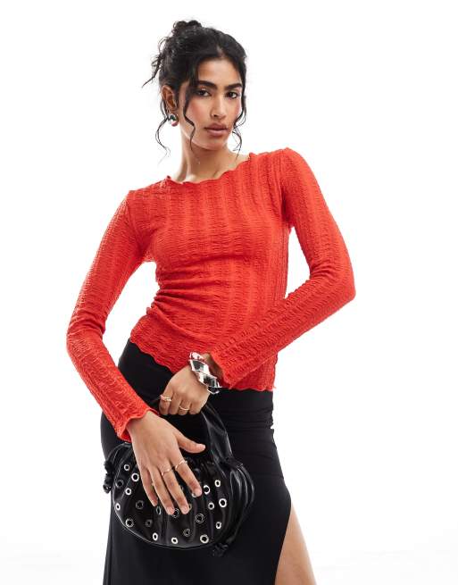 Top rojo llama con cuello barco de punto texturizado de Object
