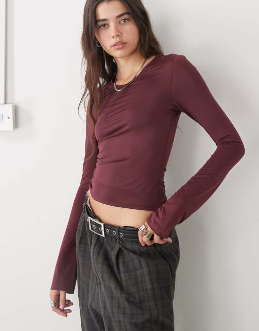 Top rojo oscuro de manga larga de Monki