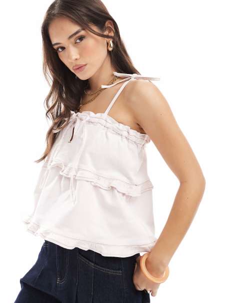 Top rosa claro lavado con vuelo y volantes de denim de Miss Selfridge - view 1