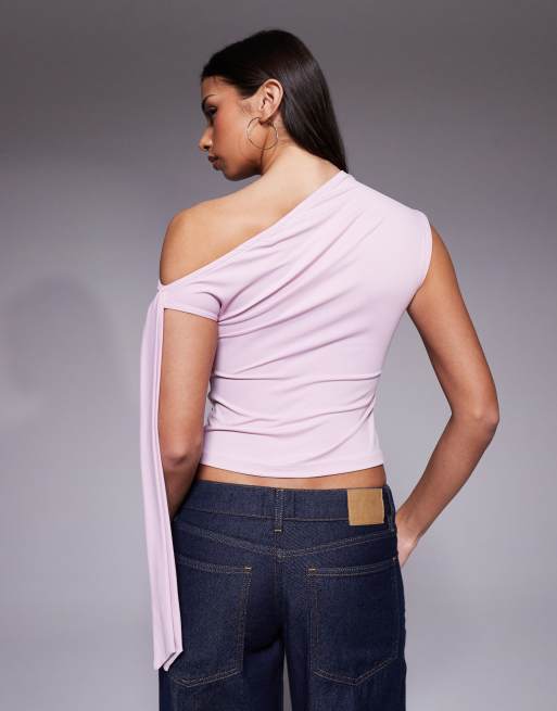 Top rosa con hombro descubierto y lazada de poliamida de ASOS DESIGN, 2 de 4