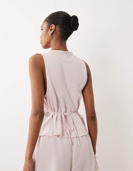 Top rosa de mezcla de lino con cuello halter y ribete de encaje de ASOS DESIGN , 2 de 4