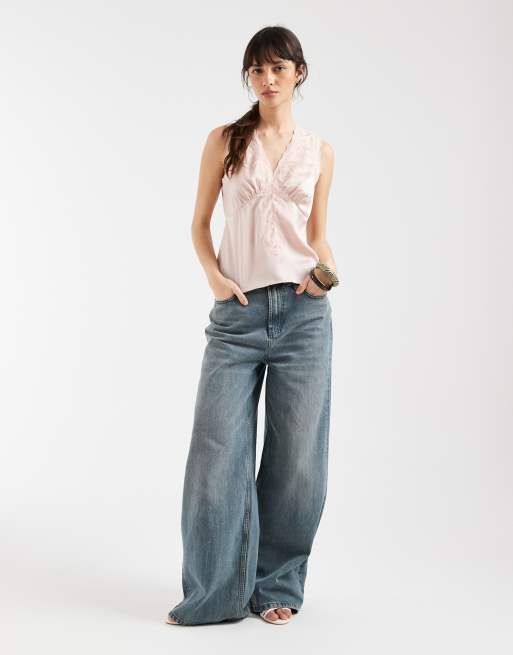 Top rosa de tirantes de satén y encaje de New Look, 2 de 4