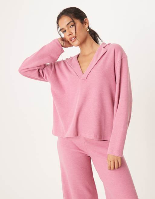 Top rosa empolvado de manga larga con cuello de solapas estilo rugby de tejido suave de ASOS DESIGN