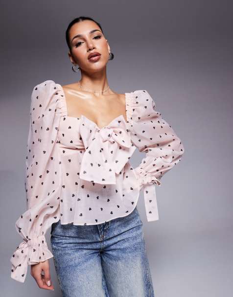 Top rosa estilo babydoll con mangas estilo blusón grandes y estampado de corazones de ASOS LUXE - view 1