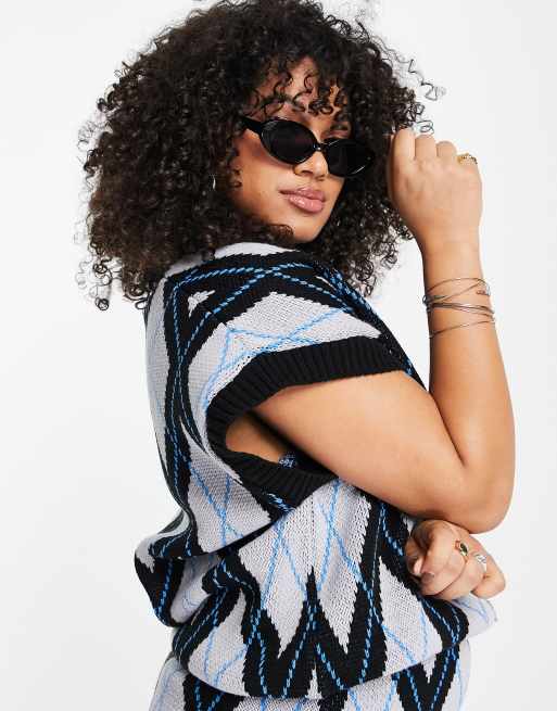 Top sin mangas de punto con patrón a cuadros jacquard de ASOS DESIGN Curve (parte de un conjunto), 4 de 4