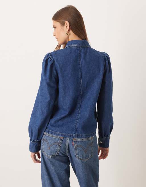Top vaquero azul medio de estilo años 70 con mangas abullonadas de ASOS DESIGN, 3 de 4