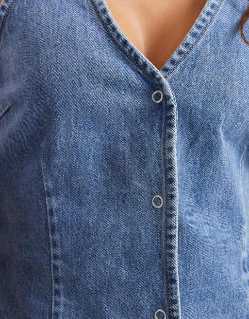 Top vaquero con lavado azul medio, cuello halter y lazada en la cintura de Object, 4 de 4