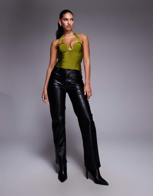 Top verde de estilo bandage con cuello halter y detalle recortado de ASOS DESIGN, 2 de 4