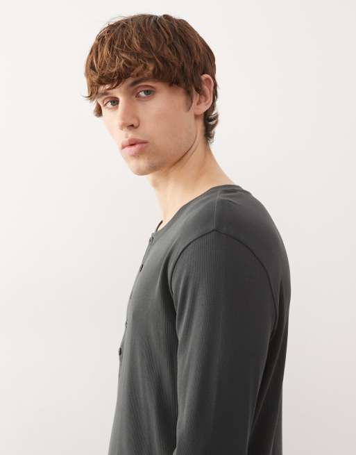 Top verde oscuro de manga larga con cuello panadero de Weekday, 4 de 5
