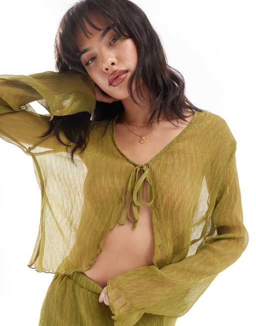 Top verde transparente y plisado con lazada delantera de PIECES (parte de un conjunto)