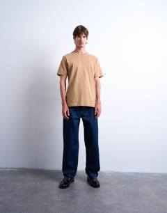 Model wearing 3 pack classic fit t-shirt in dark stone, burgundy and navy