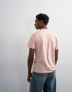 Model wearing 3 pack classic fit t-shirt in navy, ecru and pink