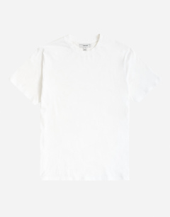 Model wearing 3 pack classic fit t-shirt in white
