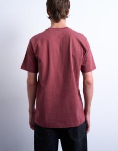 Model wearing 5 pack regular fit t-shirt in white, ecru, khaki, black and burgundy