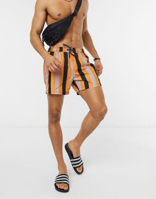 Topman – Badeshorts aus recyceltem Polyester in Orange gestreift