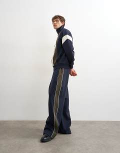 Baggy fit paneled pique jogger in navy